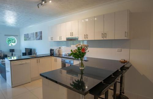Arcadia Apartment | ChampagneFour