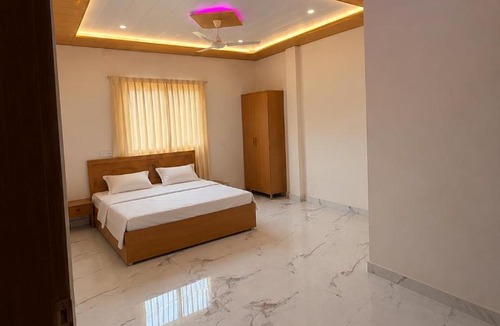 Varanasi House | Chandralok Homestay
