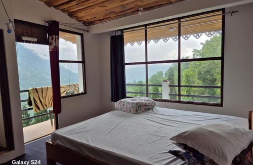 Rishop House | Changey Inn-Kolakham