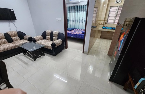 Basundhara Residential Area Apartment | Charming 2-bedroom Apartment with WiFi, AC in pleasant Bashundhara, Dhaka.