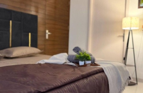 Zirakpur Bed & Breakfast | Charming 3-bedroom bed & breakfast in marvelous Zirakpur