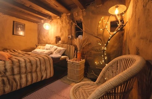 Ukhimath Bed & Breakfast | Chaukhamba Cradle