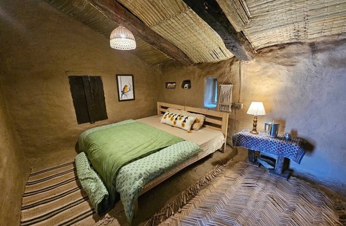 Ukhimath Bed & Breakfast | Chaukhamba Cradle