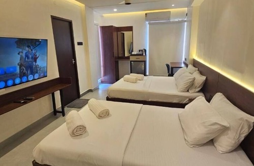 Chennai Hotel | Chippy Residency Pallikaranai