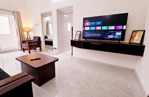 Kovilambakkam Apartment | Chippy Service Apartments No11 RadialRoad