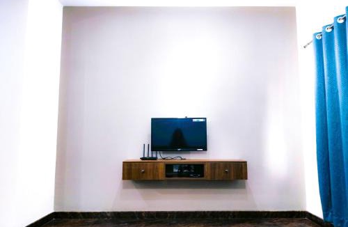 Kalyan Nagar Apartment | City Center Family Home