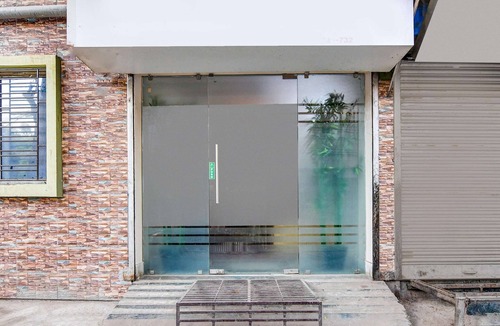 South Dum Dum House | Classic With Balcony Skyline Serenity