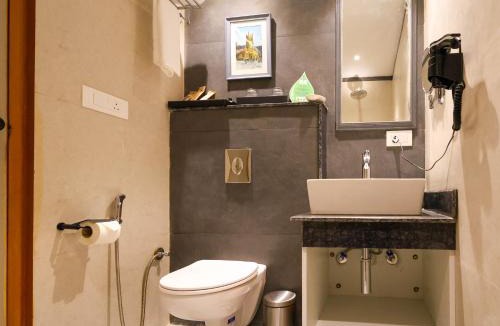 Mohal Hotel | Click Hotel Bhuntar, Kullu Manali -Bhuntar Airport