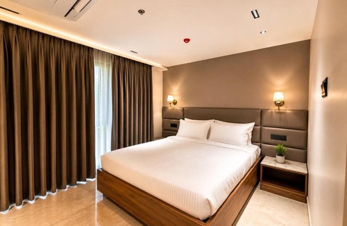 Greater Noida Hotel | Clubhouse Hotel by CheckIn Greater Noida