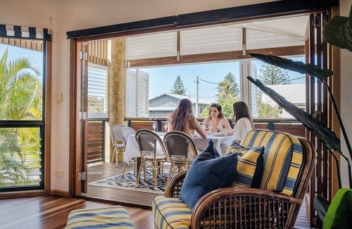 Dicky Beach House | Coastal Getaway Across From Dicky Beach