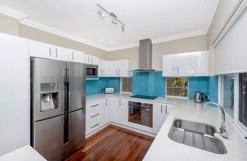 Mosman Park House | Coastal Hideaway; a cosy 3BR home ideal for relaxing retreats or family gatherings
