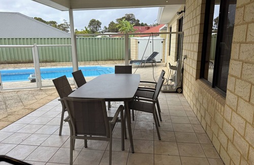 Secret Harbour House | Coastal retreat in Secret HarbournnNice way to relax with all amenities.