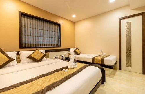 Wellington Pier Hotel | Colaba Suites - Near Taj Hotel, Mumbai