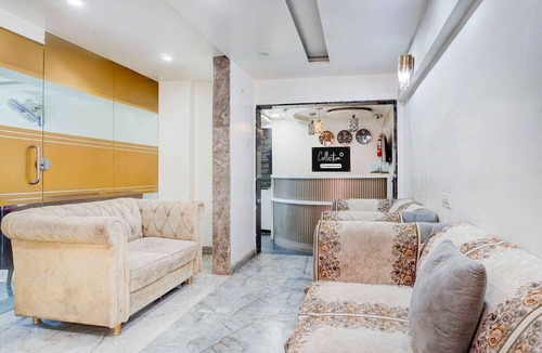 Pune House | Collection O Ambegaon Road Katraj White Castle