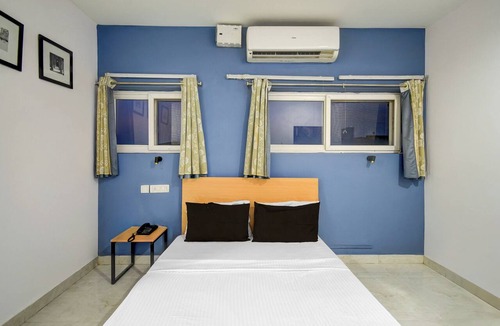 Begumpet Hotel | Collection O Erragadda Metro Station