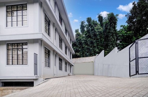 Shillong House | Collection O Lapalang Shillong
