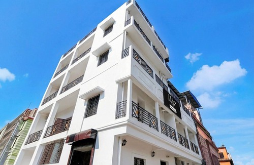 Shyambazar House | Collection O Shobhabazar Metro