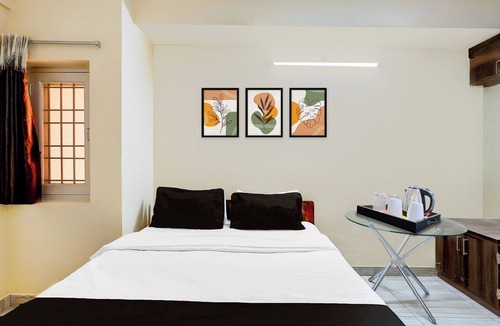 Vellore Hotel | Collection O Vellore Near CMC Hospital