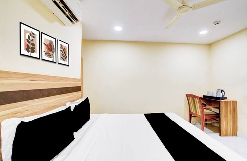 LB Nagar Hotel | Collection O Victoria Memorial Metro