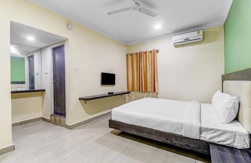 Yeshwanthpur Hotel | Collection O Vijaya Lakshmi Residency