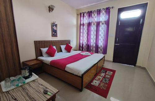 Bhagsu Nag House | Comfort Cove by SUNRISE GUEST HOUSE