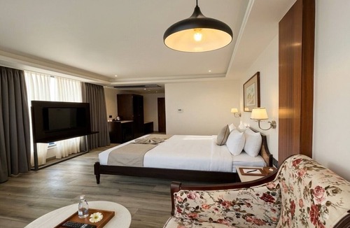 Azamgarh Hotel | Comfort Hotel Kishore Azamgarh