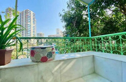 Khar Apartment | Concrete rainforest 2Beds