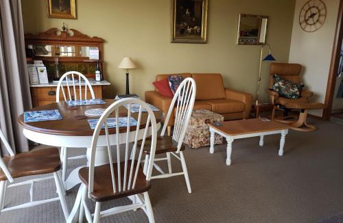 Cambridge Bed & Breakfast | Cornwall Cottage