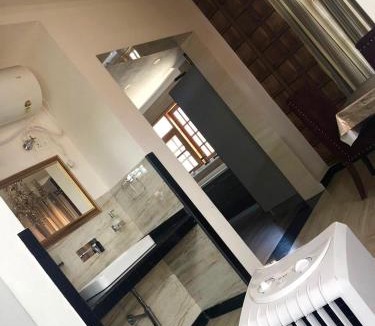 Srinagar Villa | Corte De Paradise 4 Bedroom Villa near to Airport