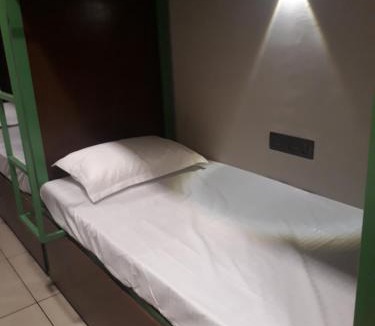 Shenoys Hostel | CosyCove