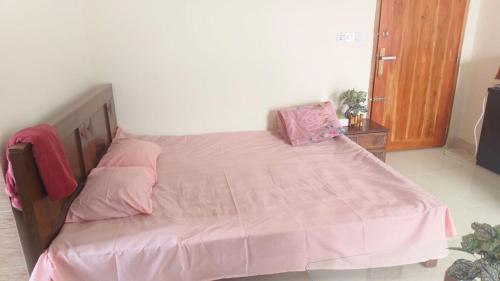 Uttara Apartment | Couple & Family Friendly Studio Apartment Near Airport