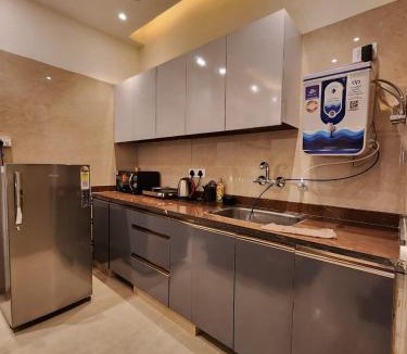 Chhatarpur Apartment | Couple Friendly Stylish Rooftop Retreat by Sanjay