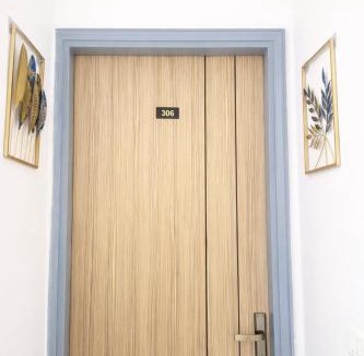 DLF Phase 3 Apartment | Cozy 1 BHK Private Balcony DLF Phase 3 Gurgaon