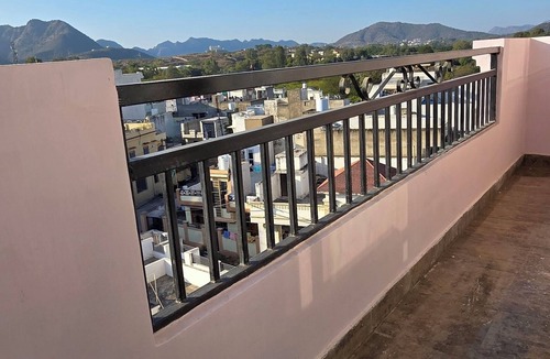 Bedla Apartment | Cozy 1bhk apartment in heart of udaipur
