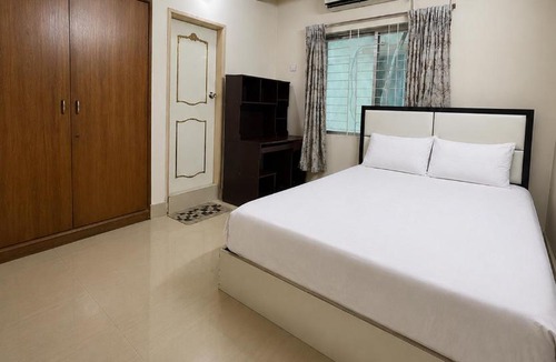 Dhaka Apartment | Cozy Apartment in Central Dhaka - Naya Paltan - Wifi AC Parking
