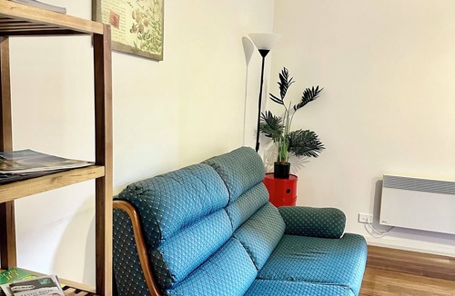 Penguin Apartment | Cozy Unit in Penguin