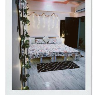 Allahabad Apartment | cozy vibe only