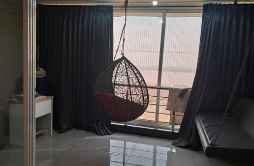 Surat House | D ocean view