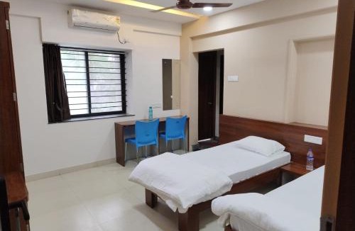 Pune Hotel | DatsunG Studios Near Pune Airport
