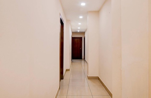 Dumdum House | Deluxe Goukul Recedancy