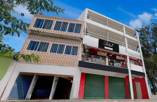 Guwahati House | Deluxe Lakhi Guest House