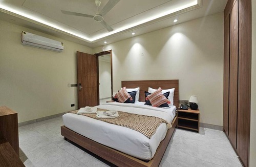 Gurugram Hotel | Deluxe Studio Room with Kitchenette