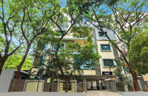 Madhapur House | Deluxe Townhouse VIP Hills Hitech City