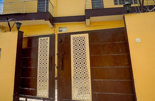 Varanasi House | DeluxeSamne Ghat