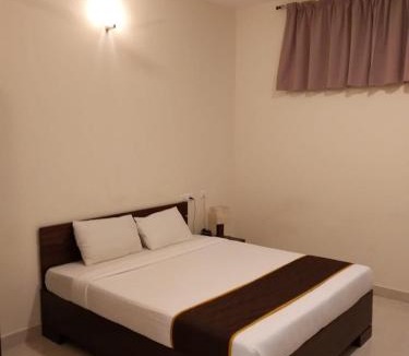 Pondicherry House | Dhanaram AC Rooms Near Panchavati Anjaneya Temple and Auroville