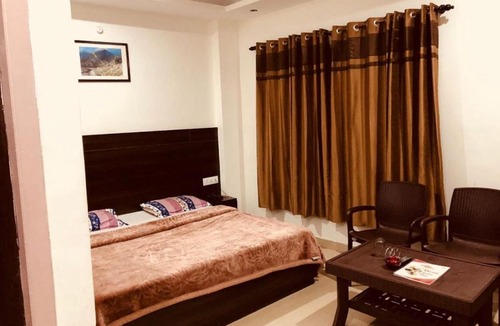 Bhagsu Nag Hotel | Dhauladhar Heights