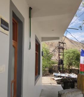 Nako House | Dhuung karpo home stay