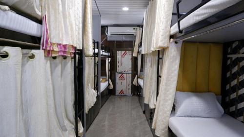 Santacruz Hostel | Digital Dormitory