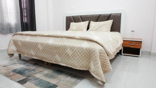 Gunehr Hotel | Dimora Homes, Bir