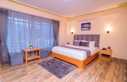 Lachung Hotel | Divine Brookyard Resort